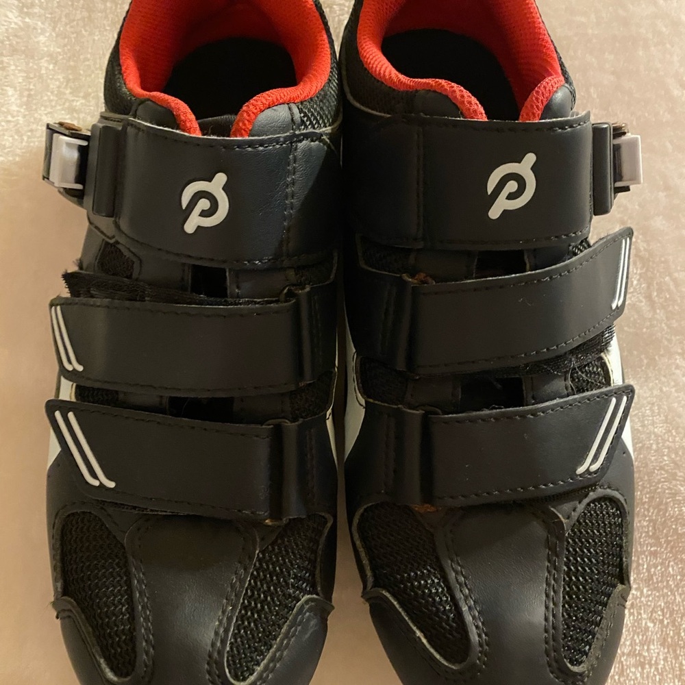 Peloton Black and Red Cycling Shoes WORKOUT ATHLETIC BIKE